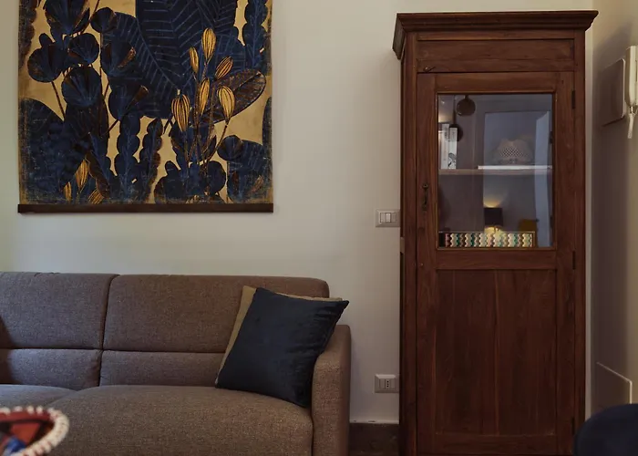 Domus Duca Claudius I Classy Vatican With Private Garden Apartment